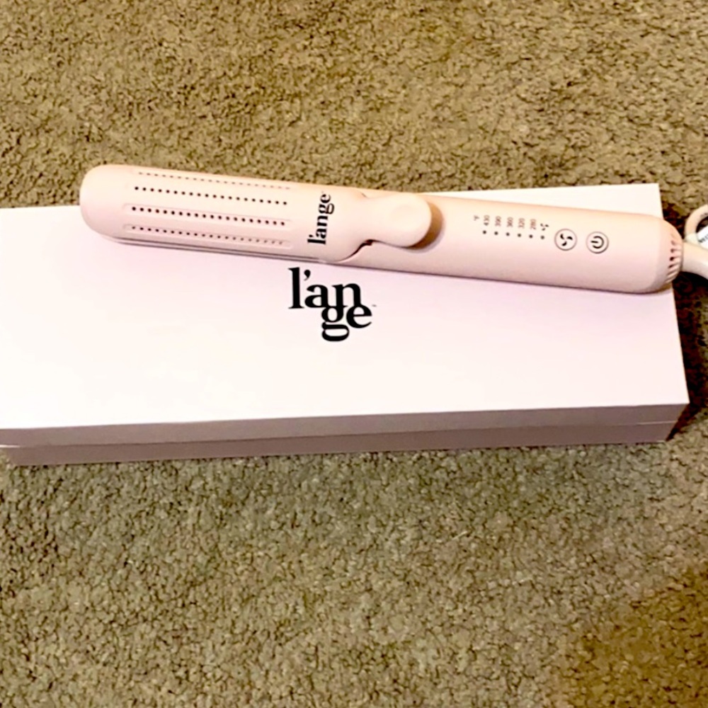 COPY - Brand new.  Hair style. Box plastic. Brand new